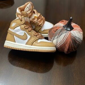 Toddler Tan and white Retro Jordan